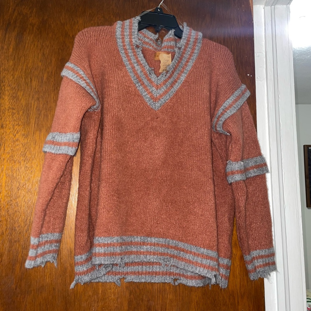 BWT POL Sweater